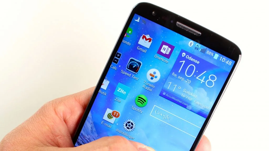 LG G2.