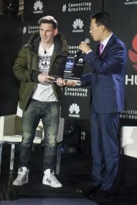 Lionel Messi har skrevet kontrakt med Huawei og bliver brandambassadør (Foto: Huawei)