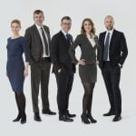 Den nye digitale kanal TV 2 BUSINESS får sit helt eget studie, der bemandes af kendte business-værter og eksperter som f.eks. (fra venstre) Katja Damkier, Ole Krohn, Simon Richard Nielsen, Pernille Enggaard og Joachim Claushøj Bindslev. (Foto: Per Morten Abrahamsen / TV 2)