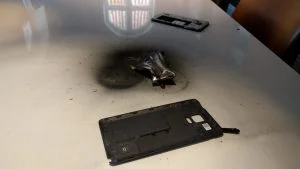Samsung Note 4 eksploderet hos TV2 i Odense