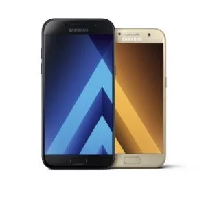 Samsung Galaxy A3 og A5 (2017) (Foto: Samsung)