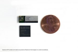 Qualcomm QTM052 antennemodul og Qualcomm Snapdragon X50 5G modem (Foto: Qualcomm)