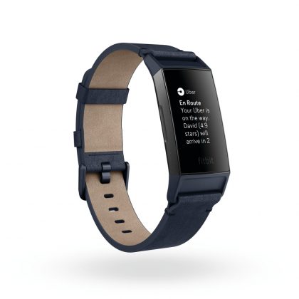 fitbit charge 3 vs apple watch series 3