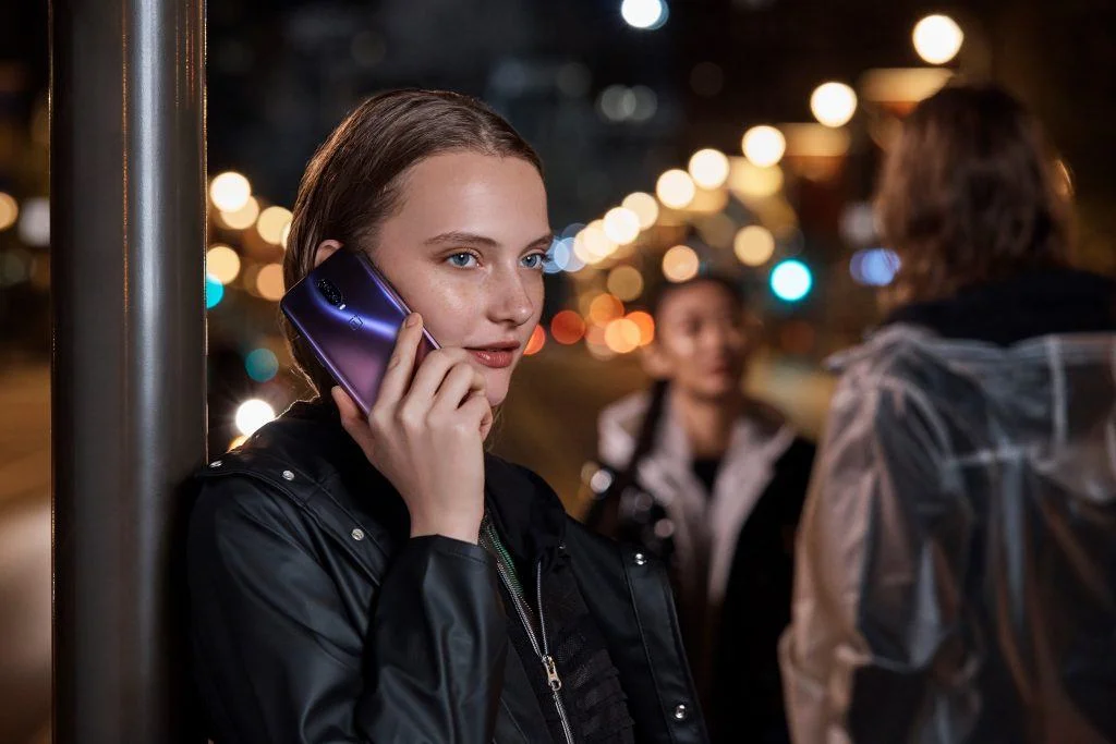 OnePlus 6T i Thunder Purple (Foto: OnePlus)