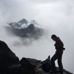 Tog det her billede af min makker Andreas Graham på toppen af Gokyo Peak med min iPhone 6s. I baggrunden ses Mt. Everest (Foto: Søren Gade Strønæs)