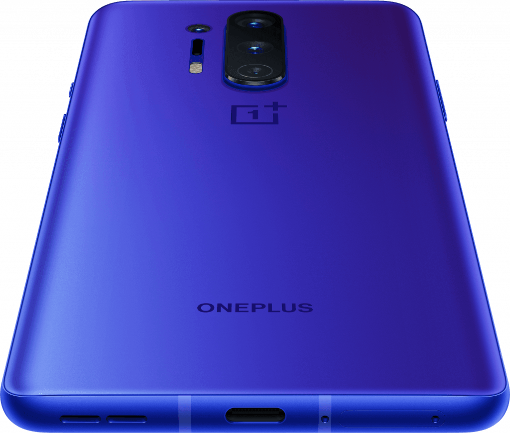 OnePlus 8 Pro i farven ultramarine-blue