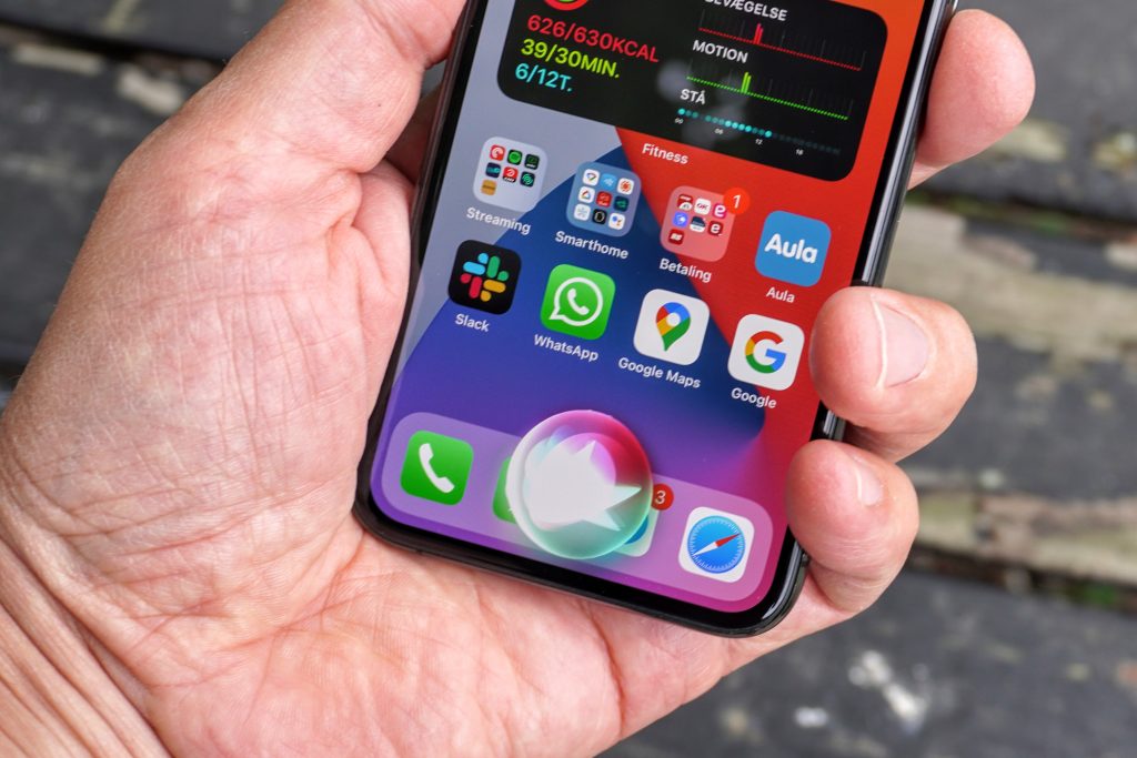 Siri på iPhone 11 Pro med iOS 14 beta