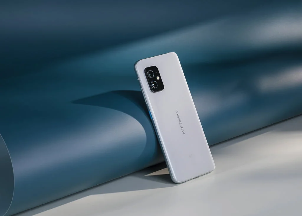 Asus ZenFone 8