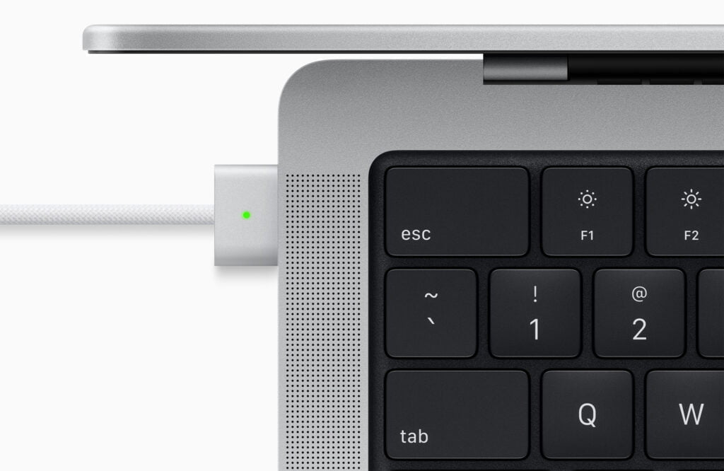 MacBook Pro 14- og 16", med MagSafe 2021