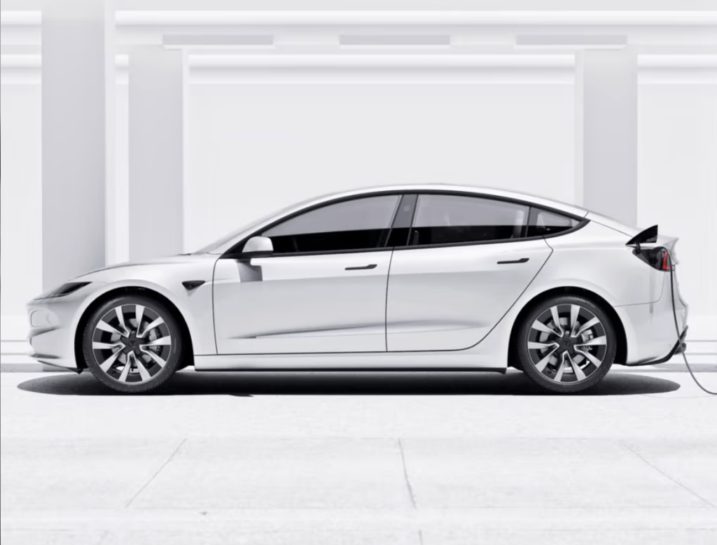 Tesla Model 3 er opgraderet og klar i to nye modeller (Foto: Tesla)