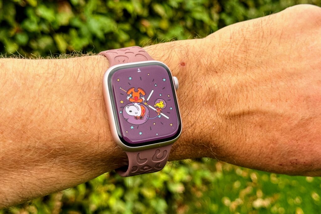 et Apple Watch på et håndled