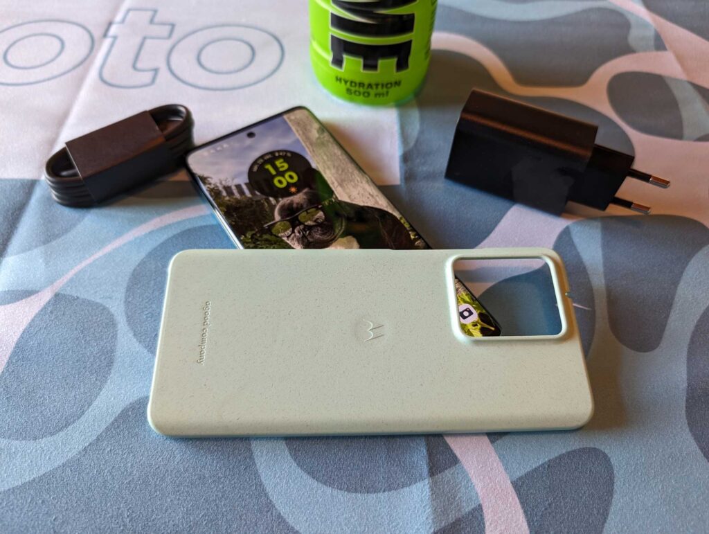 Motorola Edge 40 Neo accessories