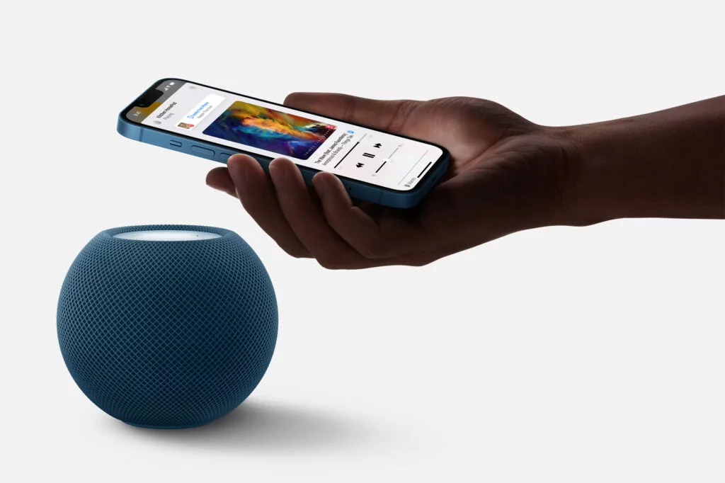 Apple_HomePod-mini