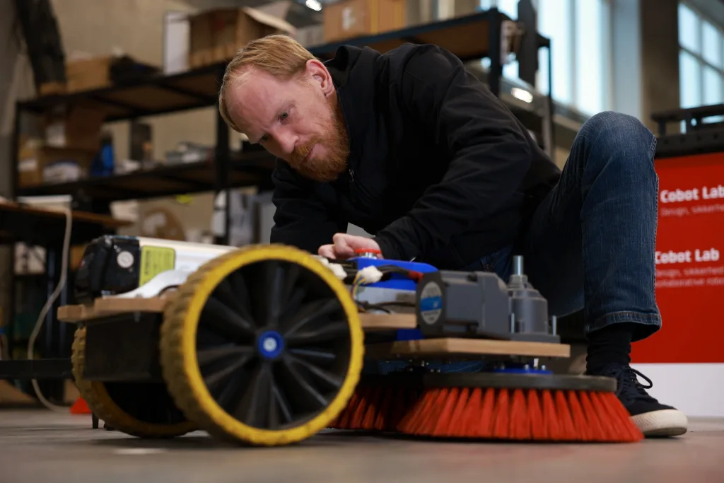 AMR-Sweeper fra O-Robotics og udviklet af Alf Olsen (Foto: O-Robotics)