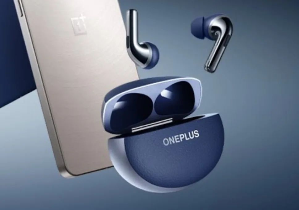 OnePlus Buds 3 Pro i blå (Foto: OnePlus/ YouTube)