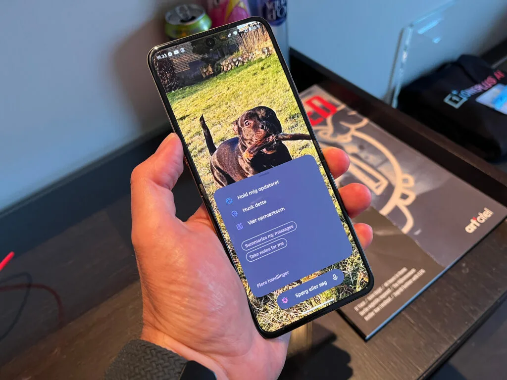 Motorola_Razr_60_Ultra_AI