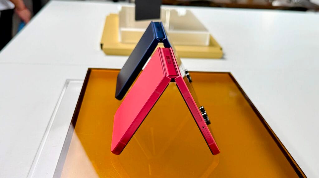 Samsung Galaxy Z Flip7