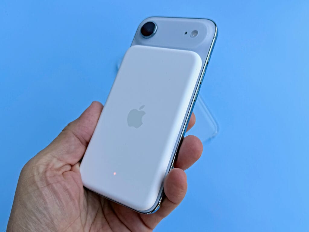 iPhone Air 2025 med powerbank