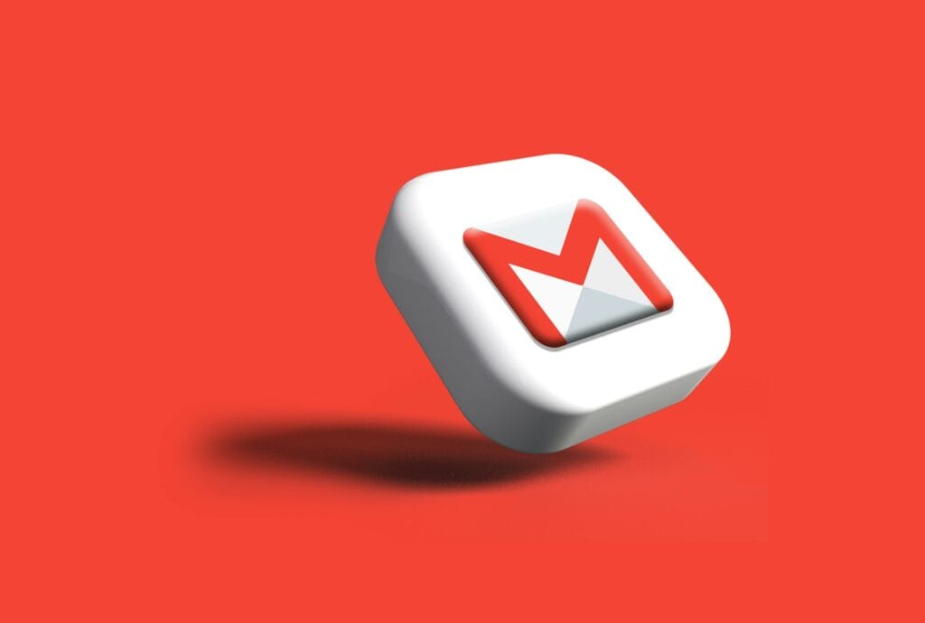 Nærbillede af Gmail-logoet, der illustrerer nyheden om at kunne skifte Gmail-adresse i 2026 uden at miste data.