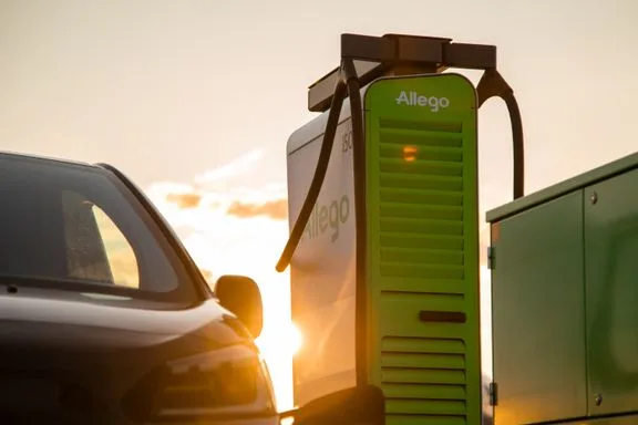 Clever og Allego har indgået et strategisk samarbejde (Foto: Allego)