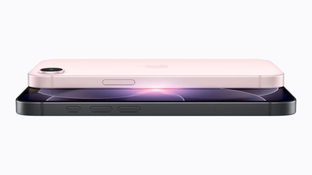 iPhone 17e i farverne sort, hvid og soft pink med 6,1 tommer skærm.