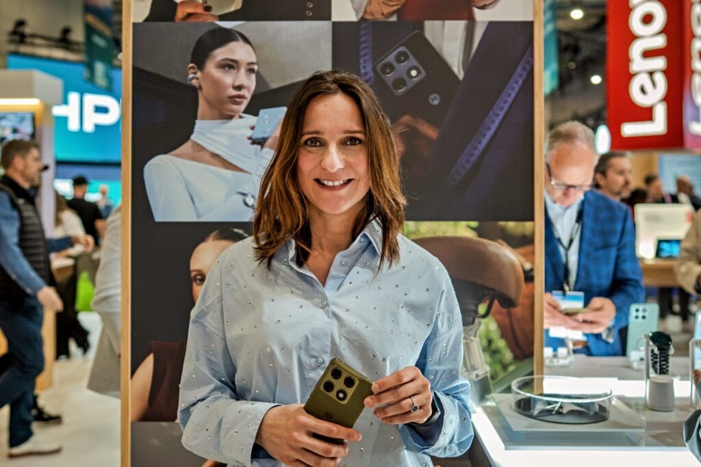Daniela Idi-Marketing Director-Motorola