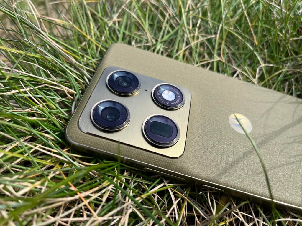 Motorola Signature Camera
