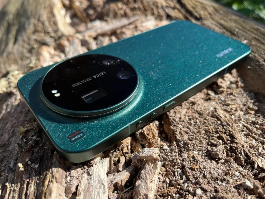 Xiaomi 17 Ultra knapper
