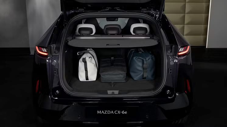 Mazda CX-6e (Foto: Mazda)