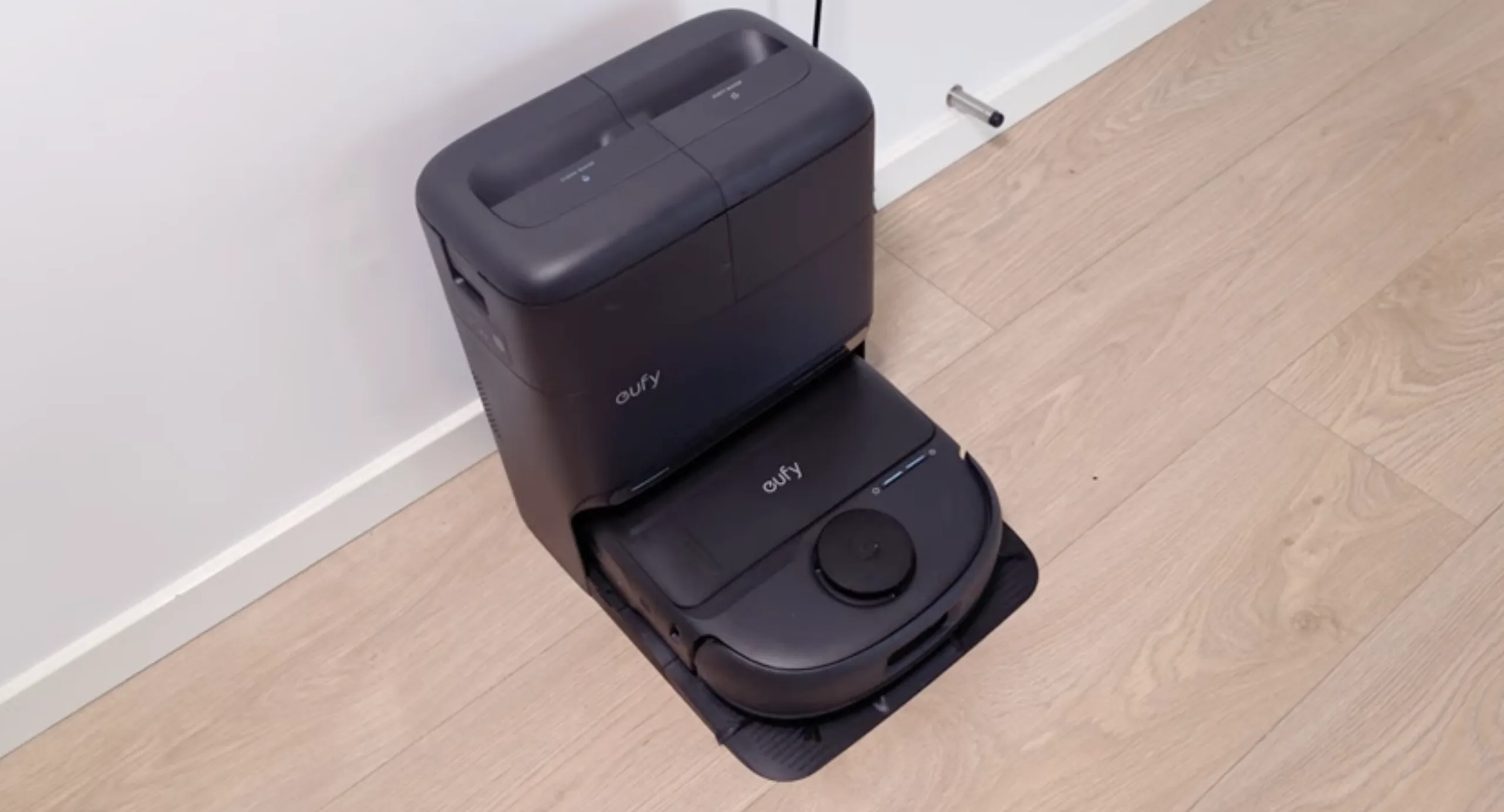 Eufy Omni C28 (Foto: MereMobil.dk)