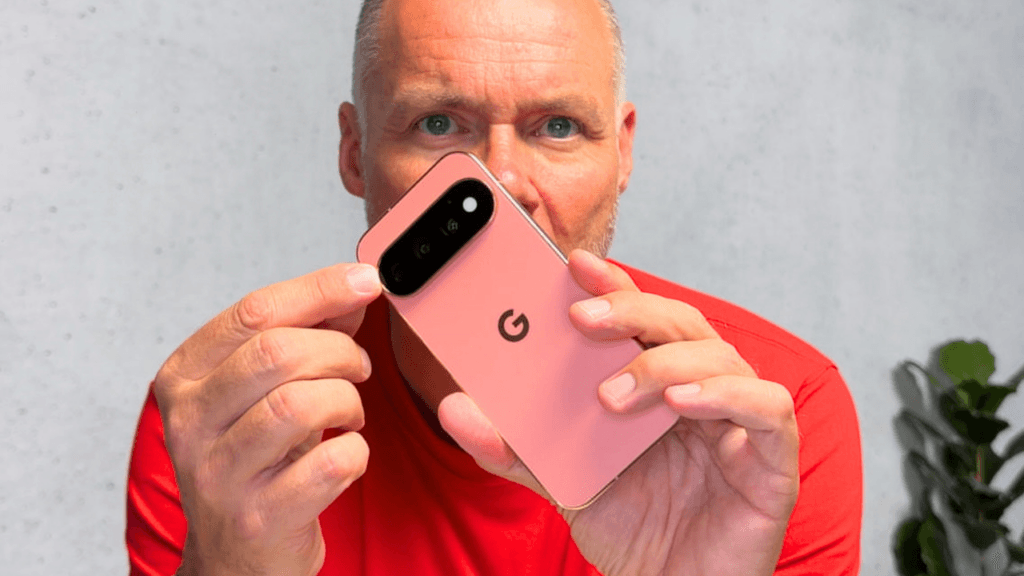 Pixel 11 Pro first look-JohnG