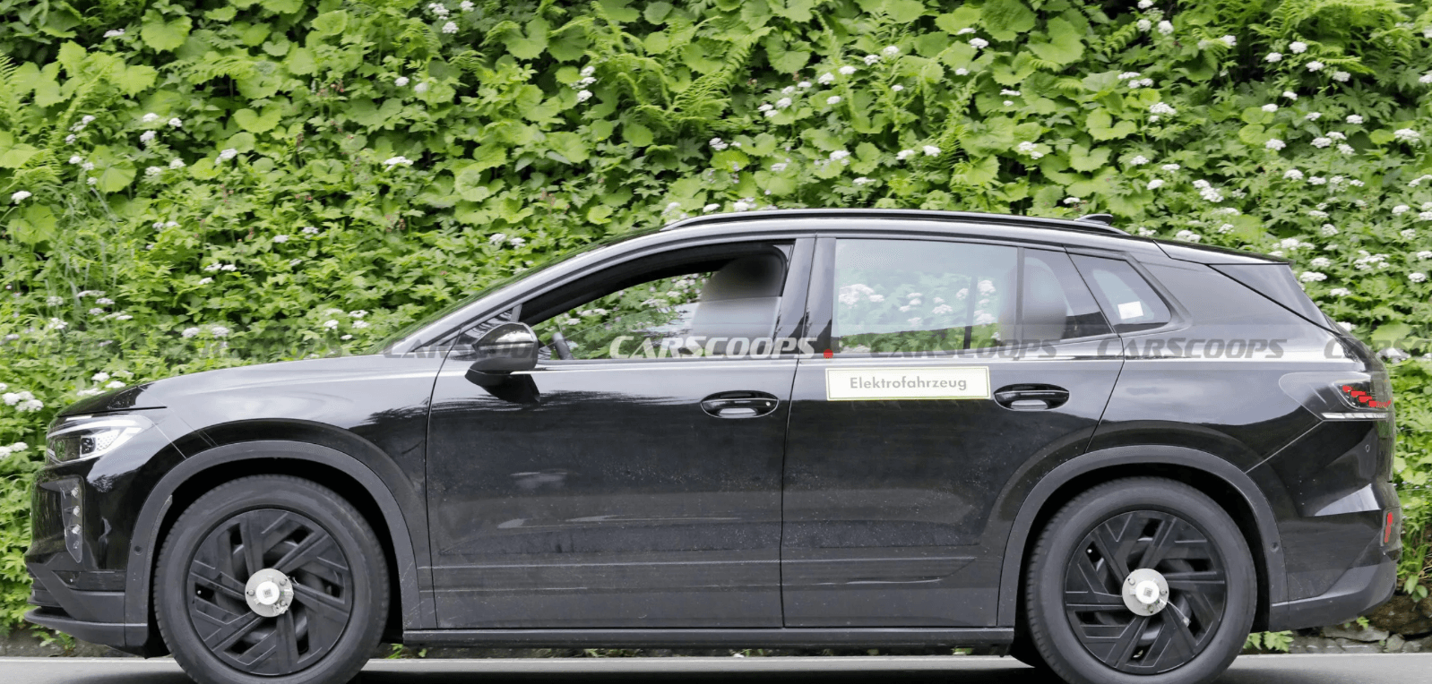 ID.Tiguan er spottet i Alperne i løbet af sommeren (Foto: Carscoop)