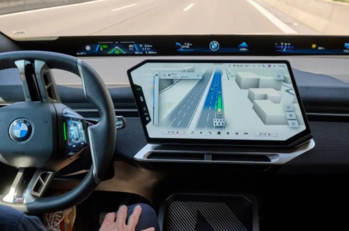 BMW er på vej med en stor opgradering af navigationssystemet BMW Maps til biler udstyret med BMW Operating System X (Foto: BMW)