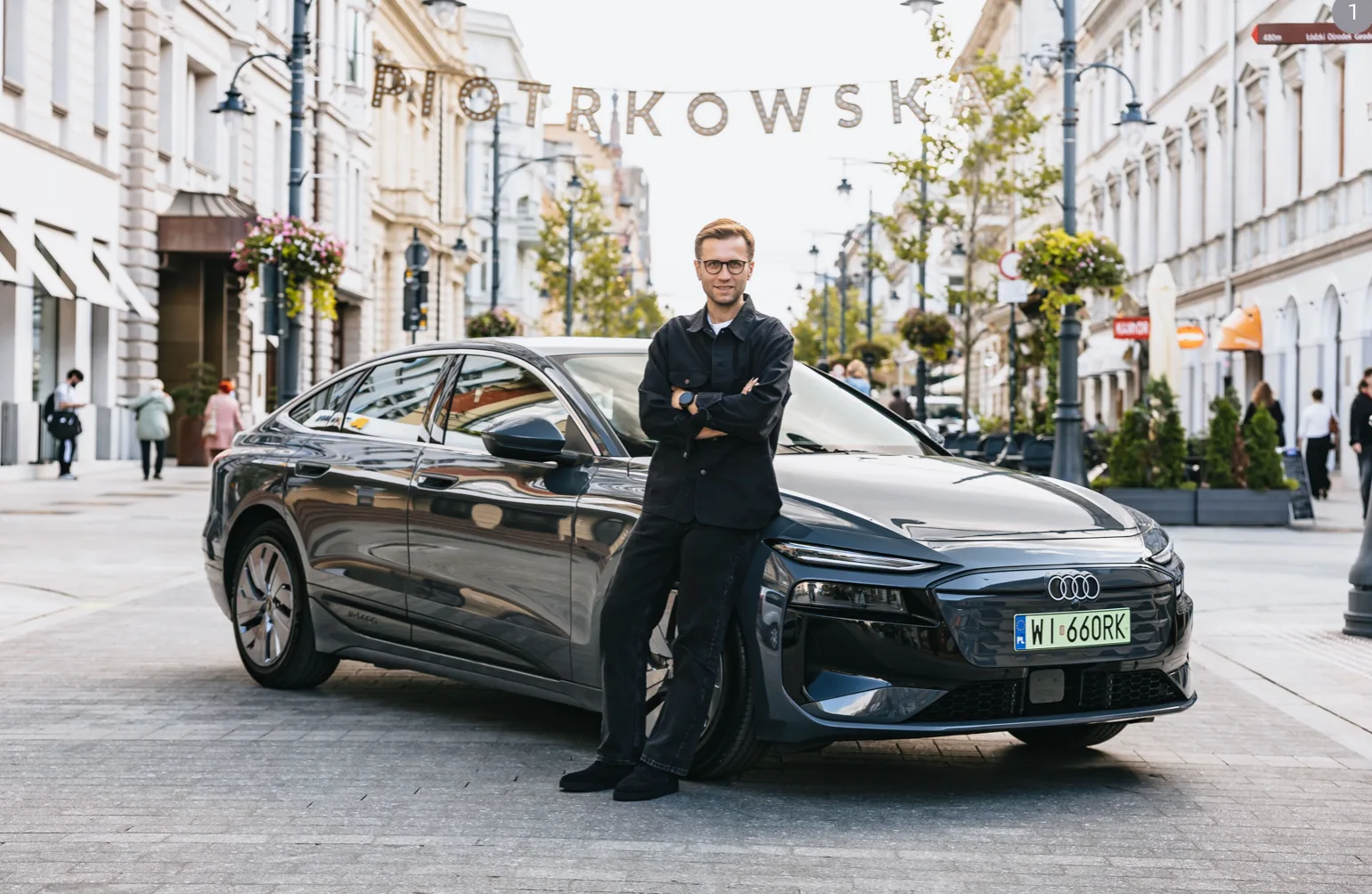 Racerkøreren Miko Marczyk har sat en opsigtsvækkende Guinness-verdensrekord ved at tilbagelægge hele 1.338 kilometer i en Audi A6 Sportback e-tron – uden at lade undervejs (Foto: Audi)