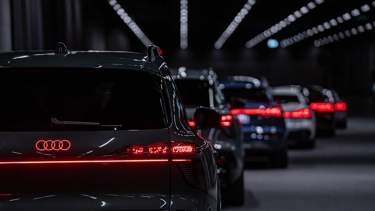 Buede digitale OLED-baglygter på Audi Q9