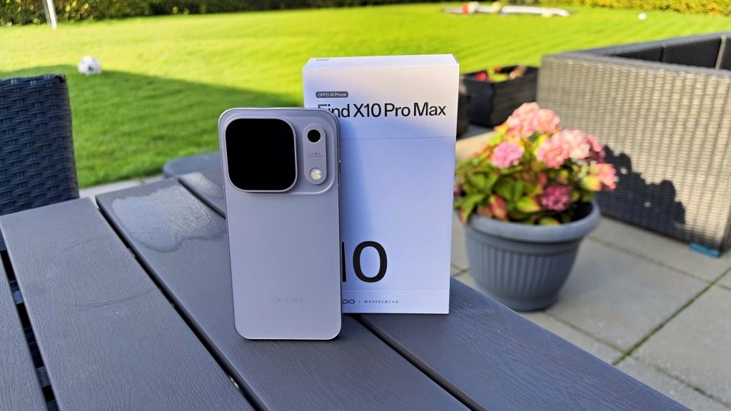 Bagsiden og kameramodulet på Oppo Find X10 Pro Max