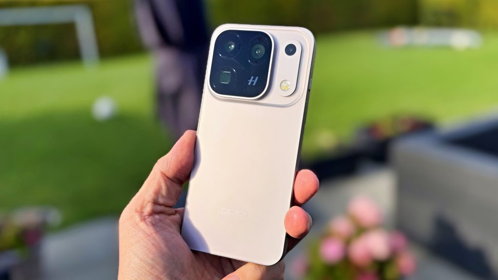 Oppo Find X10 Pro Max med stort kameramodul